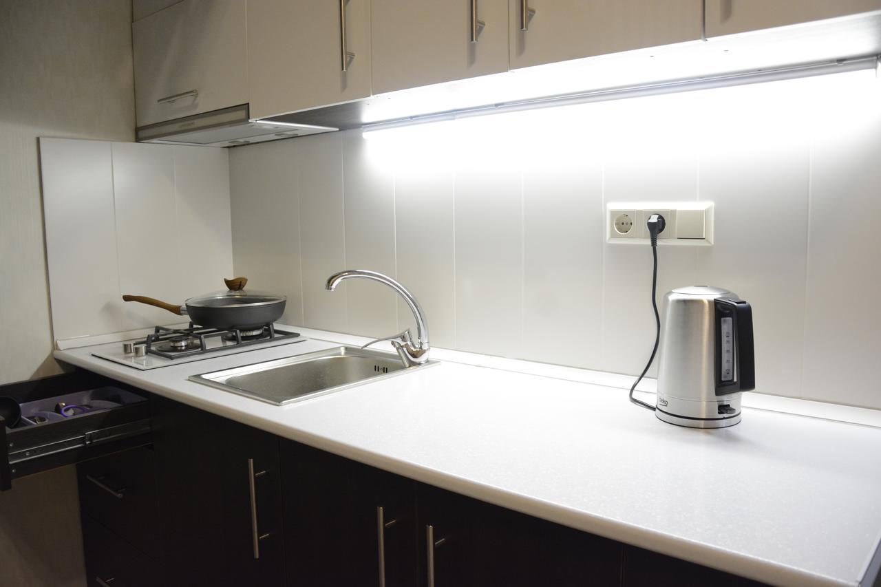 Full Comfort Apartment On Aghmashenebeli Tbilisi Ngoại thất bức ảnh